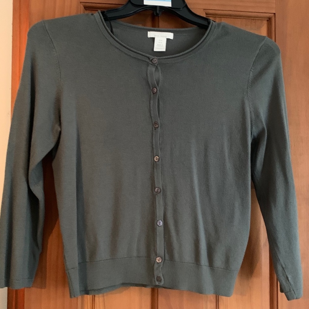 Like new sweater